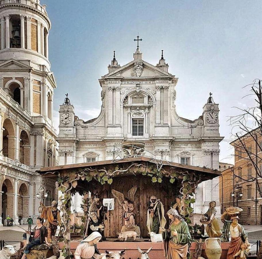 La Casa Di Isabella Loreto Eksteriør bilde